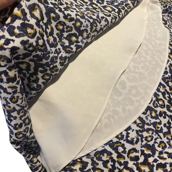 Chiffon Cheetah Sleeveless Blouse - Picture 3 of 7